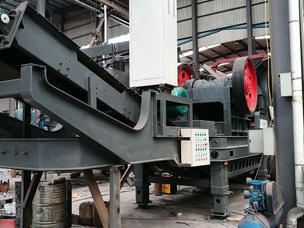 新疆贵州移动破碎机设计案例