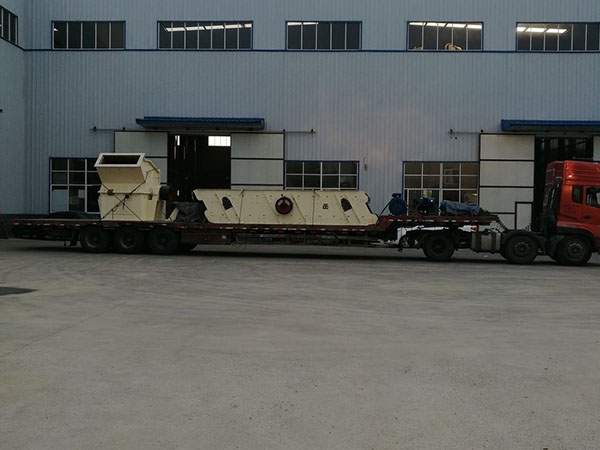 江西履带式重锤破碎机移动式破碎站