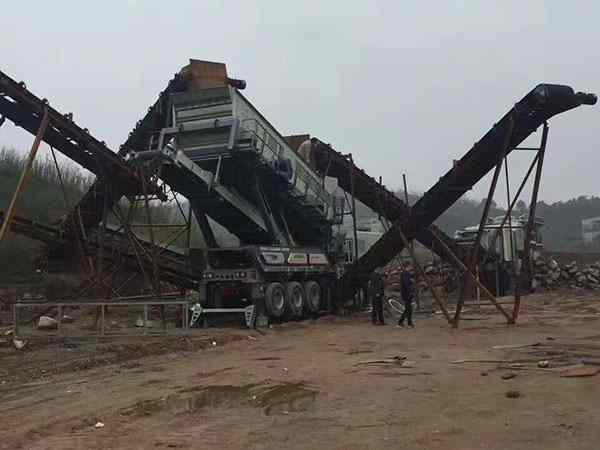 新疆山东移动破碎机价钱