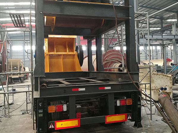 福建移动碎石机重锤破碎机设备多少钱