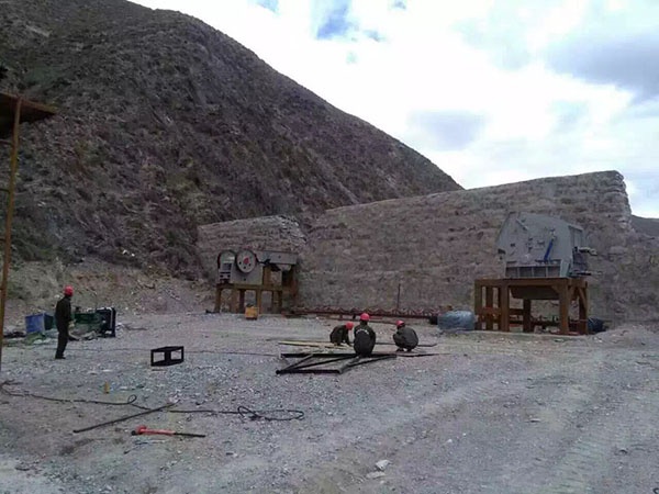 福建小型移动破碎机生产厂家