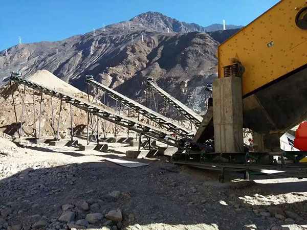 重庆国产移动破碎机图片