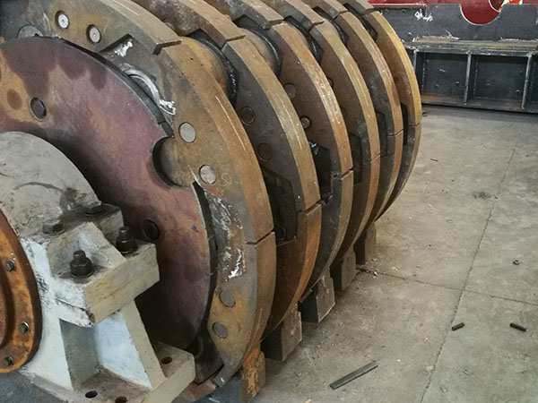 黑龙江建筑垃圾移动破碎机价格