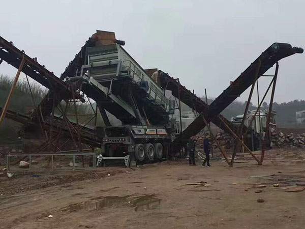 西藏移动碎石机移动破碎机建筑垃圾