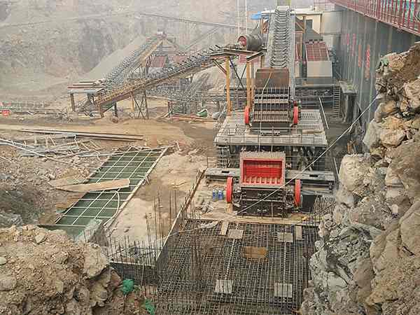 河北石块重锤破碎机图片