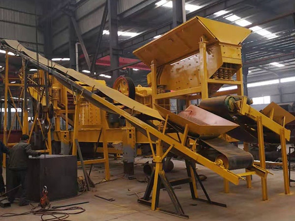 新疆斗式移动破碎机环保