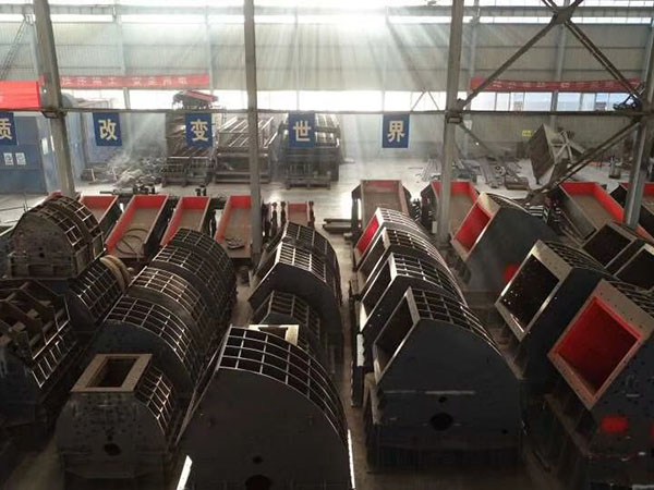 云南石头移动破碎机生产厂家