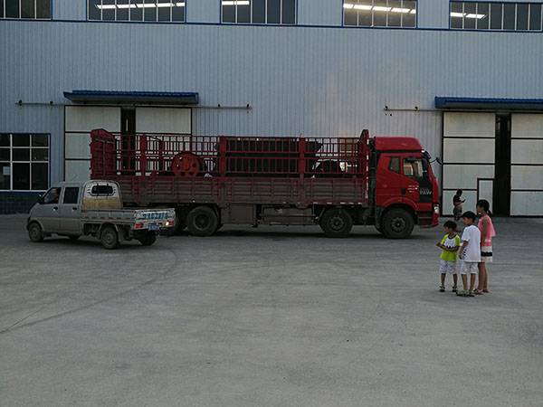 湖北半移动破碎机出售