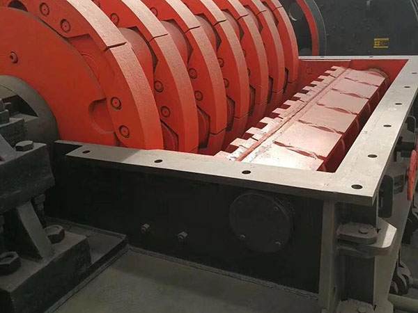 内蒙古小型车载移动破碎机型号