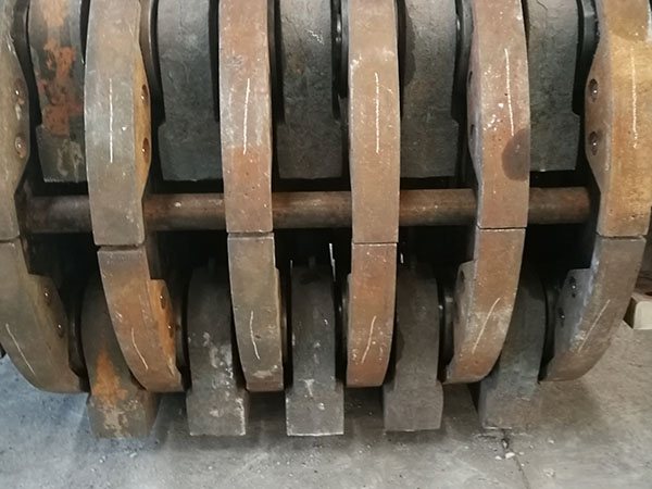 湖北生产重锤破碎机和鄂式破碎机价格