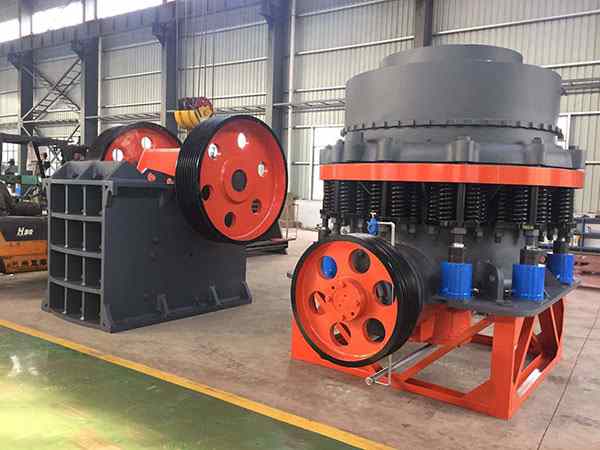 筛分式移动破碎机电压