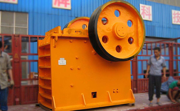 透辉石颚式破碎机