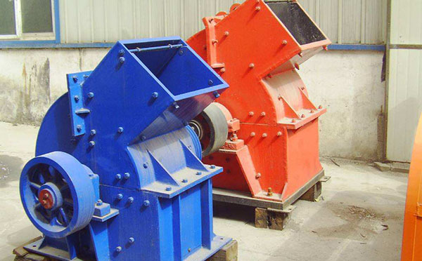 石英砂锤式破碎机